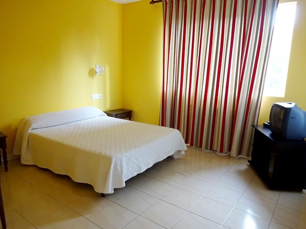 Hotel Millan Negreira Dış mekan fotoğraf